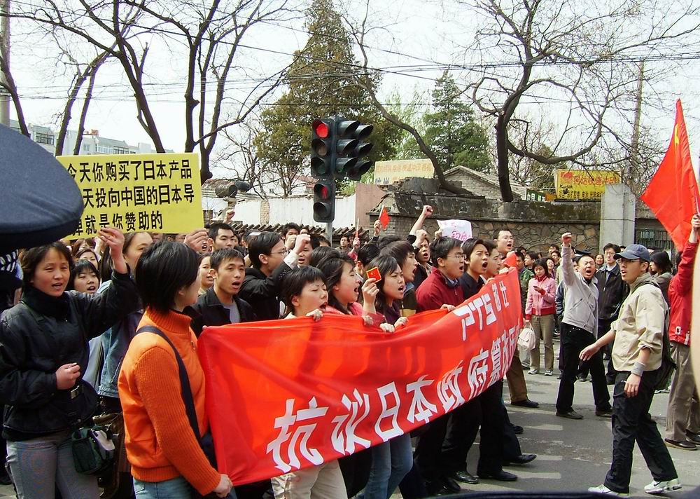 昨天中关村的pp，真是声势浩大呀