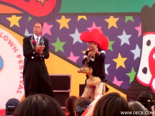 表演
